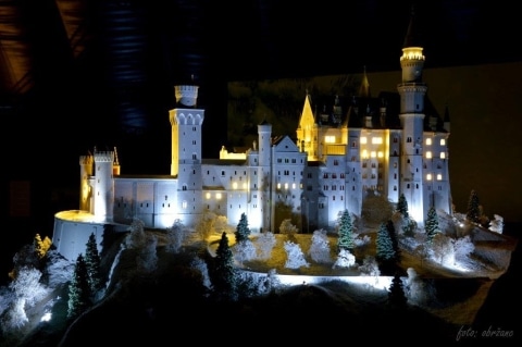Detailgenaue Miniatur des Schloss Neuschwanstein