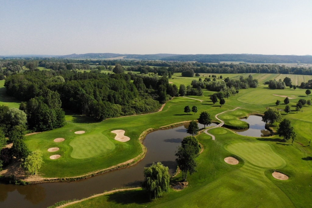 Luftaufnahme des Golfplatzes Loipersdorf